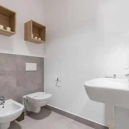 Navigli-metro-universita Wi-fi E Parcheggio Free Apartment