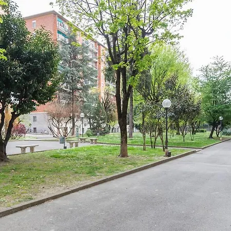 Navigli-metro-universita Wi-fi E Parcheggio Free Apartment *